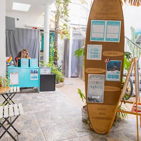 Hostel Puerto Nest