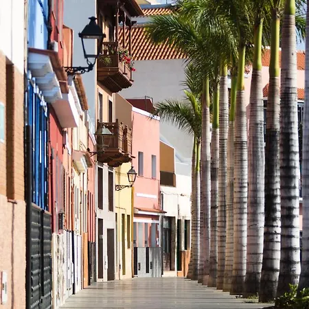 Puerto Nest Hostel *