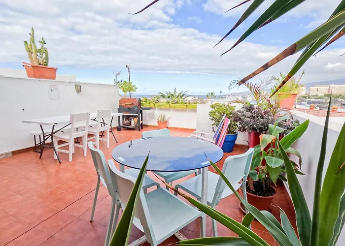 Puerto Nest Ostello *