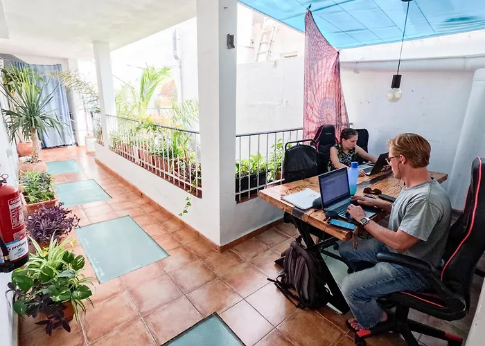 Ostello Puerto Nest *