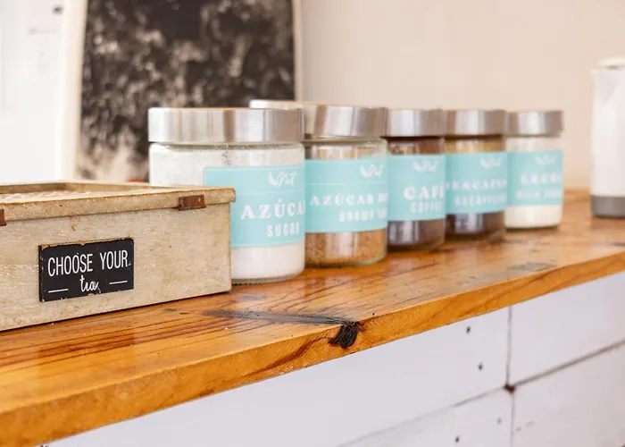 Puerto Nest Ostello *