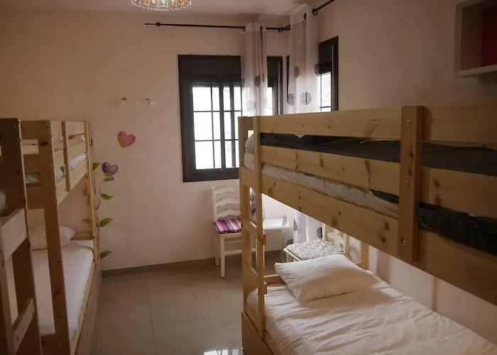 Ostello Puerto Nest *